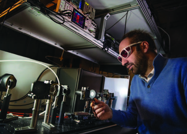Stefano Bonetti in the lab at Stockholm University.
Photo Source: Knut and Alice Wallenberg Foundation/Magnus Bergström